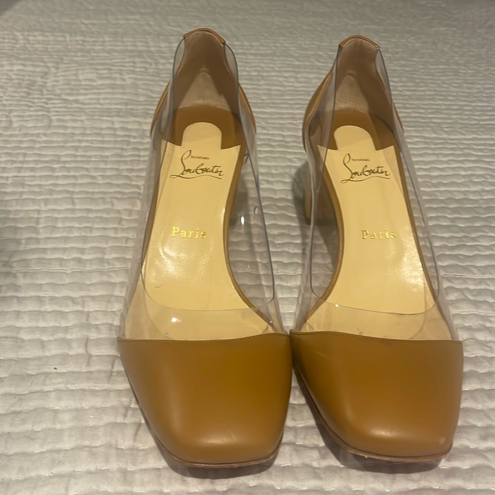 Christian Louboutin Pump Size 41